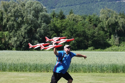 Décollage de la patrouille suisse