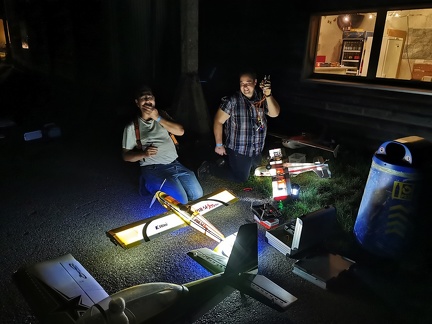 Jean-Pierre et Alex avant leur vol